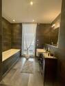Bad mit Badewanne/Dusche - Etagenwohnung mit 120,00 m&sup2; in Berlin zum Kaufen