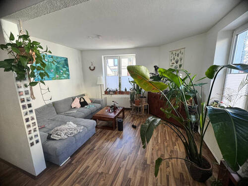 Wohn- und Esszimmer - 