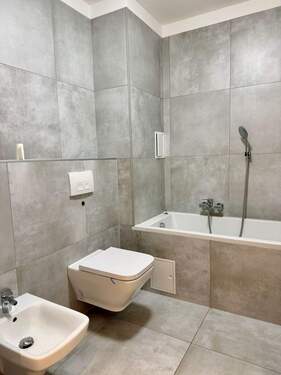 Modernes Badezimmer - 