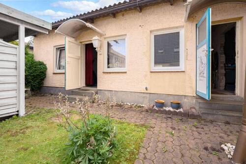 Einliegerwohnung Eingang - 