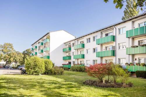 Hausansicht - 3 Zimmer Etagenwohnung in Berlin