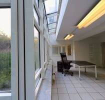 Top ausgestattete Bürofläche mit max. 47 Arbeitsplätzen - All-in-Miete - Frankfurt am Main Hausen