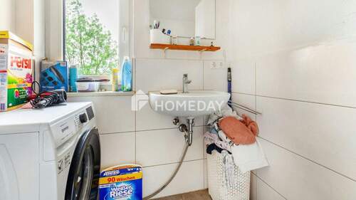 1. OG Badezimmer 3 - 