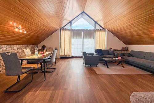 Wohn - und Esszimmer - Top-Investment in Augsburg - Vermietete 3-Zimmer-Wohnung mit Balkon in zentraler Lage