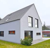 Traumhaftes großes Einfamilienhaus in ruhiger Seitenstraße zu verkaufen - Dresden Prohlis-Nord