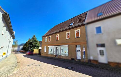 Wohn- und Geschäftshaus - 
