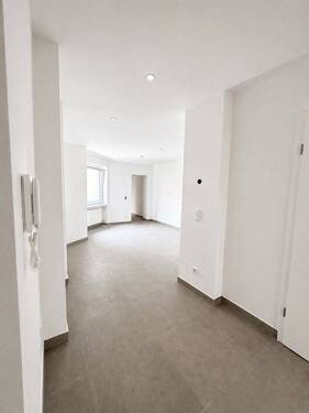Bild 1 - Frisch sanierte 3 Zimmer-Wohnung in Köln