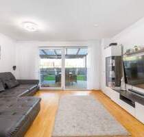 Neuwertige Doppelhaushälfte in moderner Holzmassivbauweise -KfW-40-Effizienzhaus mit Vollausstattung - Geiselhöring