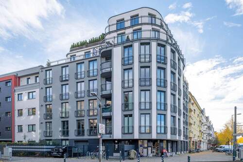 Hausansicht - 3 Zimmer Etagenwohnung zum Kaufen in Berlin