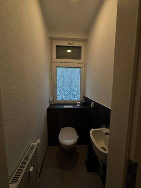 Separates WC praktisch im Allt - 