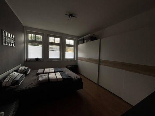 Ruhiges Schlafzimmer - Terrassenwohnung mit 106,20 m&sup2; in Grünhainichen zur Miete