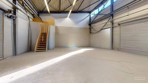 Buro-mit-Industiehalle-in-bester-Lage-und-Verkehrsanbindung-zur-Schweiz-Other-Defurnished 3 - 