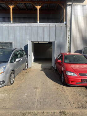 Bild 1 - KFZ Werkstatt Reifenservice Lagerhalle(350 qm) zu vermieten 