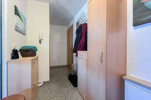 Flur - 2 Zimmer Etagenwohnung zum Kaufen in Dresden