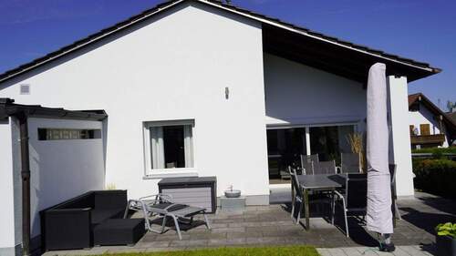 Ansicht West - Einfamilienhaus mit 237,00 m&sup2; in Reichertshausen - Steinkirchen zum Kaufen