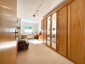 Zimmer I - 4 Zimmer Etagenwohnung in Ennepetal