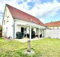 Familienfreundliches Wohnen - moderne Doppelhaushälfte von 2011 in ruhiger Lage ! - Langenhagen Kaltenweide