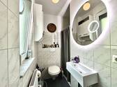 Gäste WC mit Dusche - 