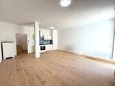 Das Wohnzimmer - 2 Zimmer Etagenwohnung zur Miete in Bremen