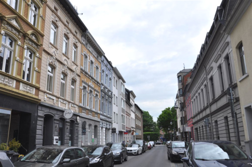 Straßenansicht - 