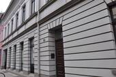 Hausfront - 2 Zimmer Etagenwohnung zum Kaufen in Neuss