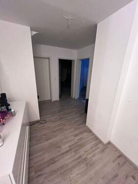 Große Diele i.d. Einliegerwohnung - 