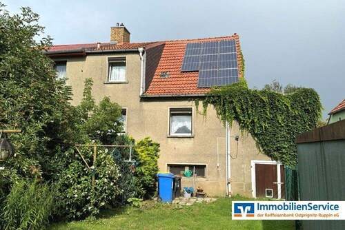 gartenseitige Hausansicht - Für kleines Geld ins eigene Heim!