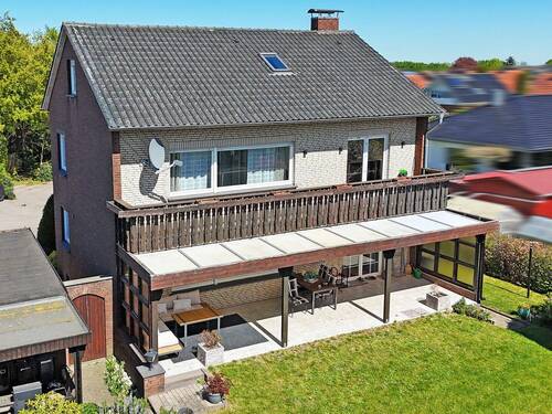 Außenansicht - Stilvolles Einfamilienhaus in zentraler Lage von Hille!