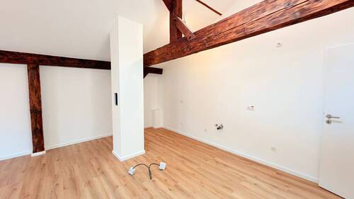 Kochbereich - Etagenwohnung mit 94,10 m&sup2; in Kraiburg a.Inn zur Miete