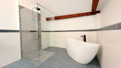 Dusche mit Kopfbrause - 
