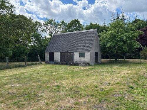 Garage und Nebengelass - 