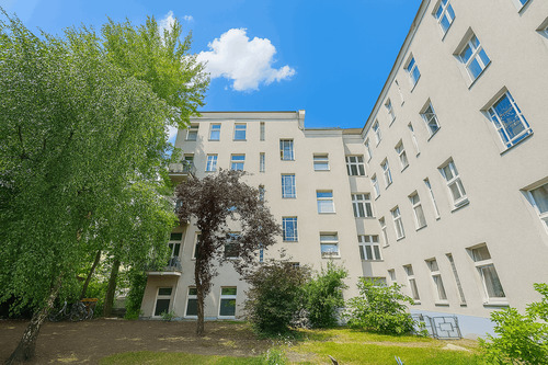 8 Hinterhaus.png - 