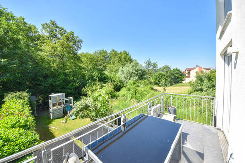 Blick in Ihren Garten und Wald - 