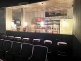 Großer Saal mit Theke - 