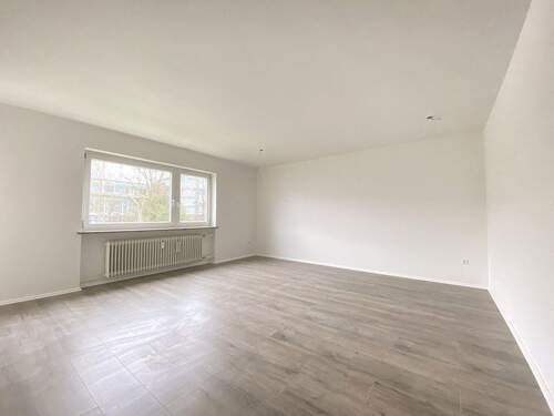Wohnzimmer ohne Möbel - 