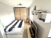 Schlafzimmer - EG
- 