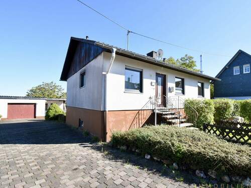 #01 - Direkt einziehen! Freistehendes Einfamilienhaus mit großzügigem Grundstück in Herborn