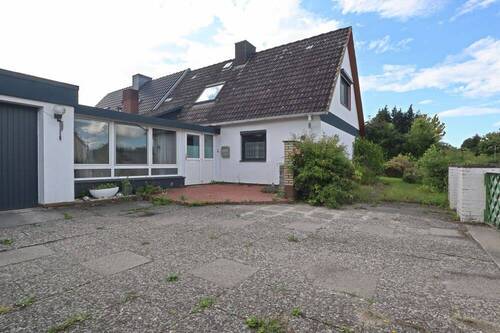 Eingangsbereich & Garten - 
