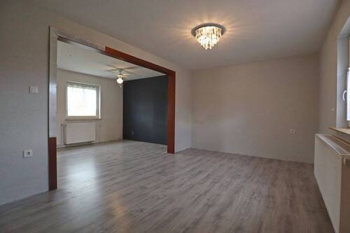 Wohnzimmer - 3 Zimmer Doppelhaushälfte in Pinneberg