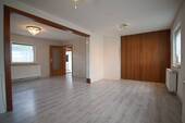 Wohnzimmer - Doppelhaushälfte mit 121,00 m&sup2; in Pinneberg zur Miete
