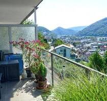 RESERVIERT: Sonniger Blick auf das Lahntal - sehr schöne Etagenwohnung mit Aufzug und Südbalkon - Bad Ems