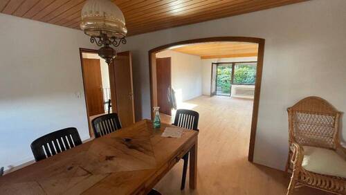 Bild 2 - 6 Zimmer Mehrfamilienhaus, Wohnhaus zur Miete in Weil der Stadt