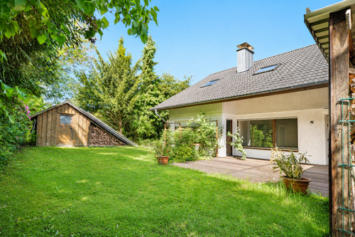 Rückansicht - Zweifamilienhaus mit Einliegerwohnung nach WEG aufgeteilt mit Kamin und Sauna in Hagen Hohenlimburg