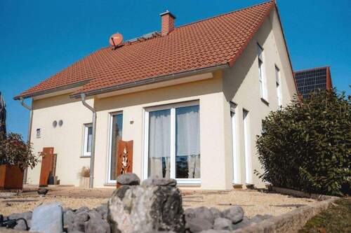 41 - Portrait-41.jpg - Einfamilienhaus mit liebevoll angelegtem Garten - Duttenbrunn (Zellingen)