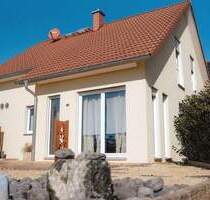 Einfamilienhaus mit liebevoll angelegtem Garten - Duttenbrunn (Zellingen)