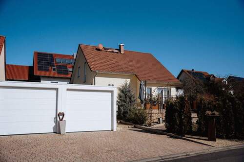 36 - Portrait-36.jpg - 