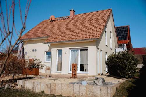 40 - Portrait-40.jpg - 