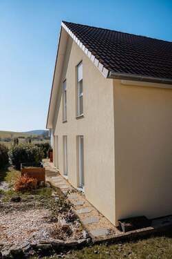 44 - Portrait-44.jpg - 