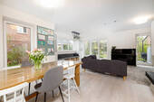 Wohn- und Essbereich - 6 Zimmer Reihenendhaus in Hamburg / Lemsahl-Mellingstedt