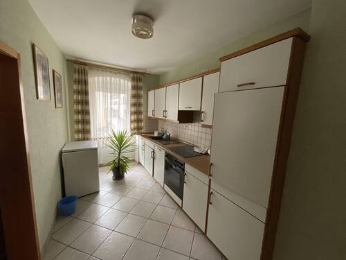 Küche EG Wohnung Haupthaus - 1 Zimmer Mehrfamilienhaus, Wohnhaus zum Kaufen in Hammelburg